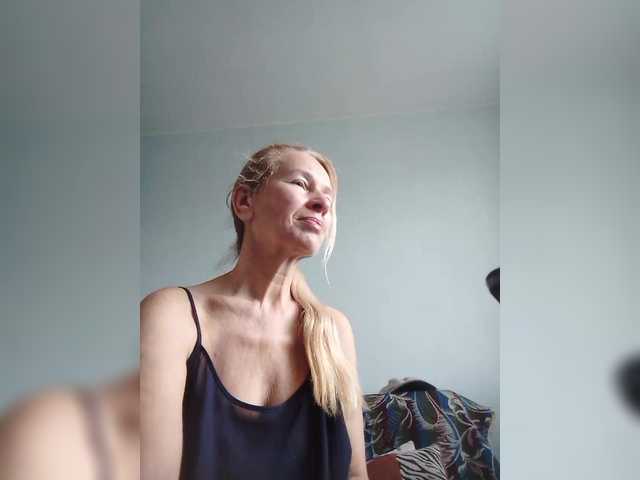 victoria71's BongaCams show and profile