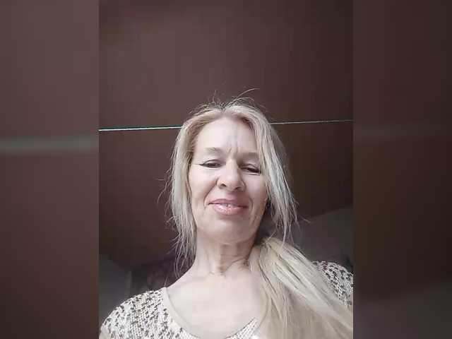 victoria71's BongaCams show and profile