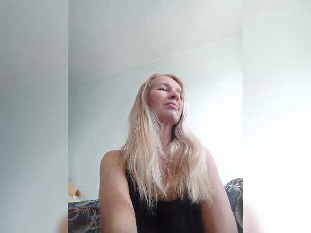 victoria71's BongaCams show and profile