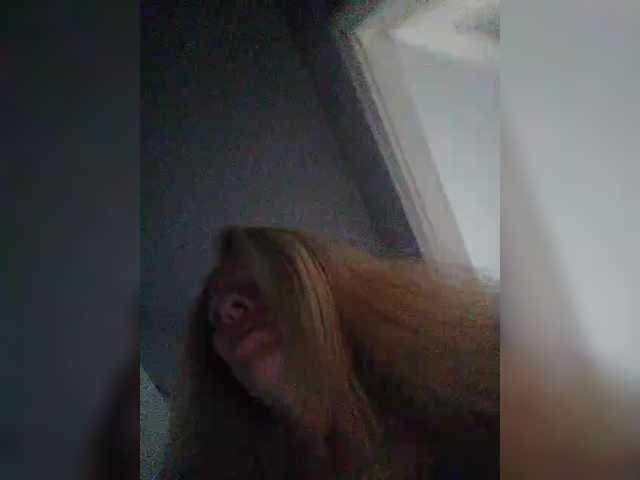 victoria71's BongaCams show and profile