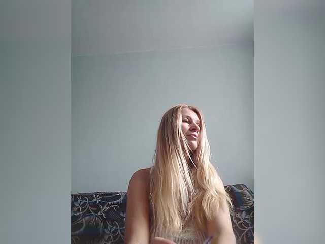 victoria71's BongaCams show and profile