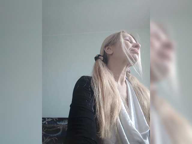 victoria71's BongaCams show and profile