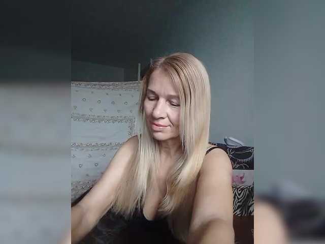 victoria71's BongaCams show and profile