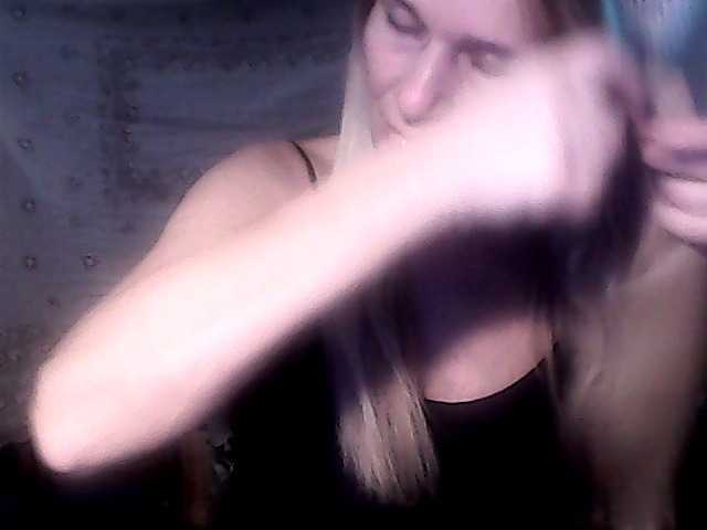 victoria71's BongaCams show and profile