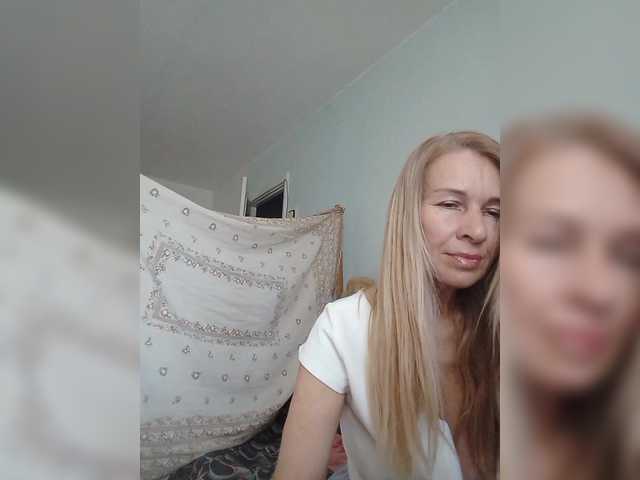 victoria71's BongaCams show and profile