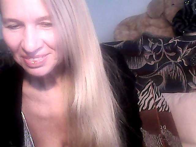 victoria71's BongaCams show and profile