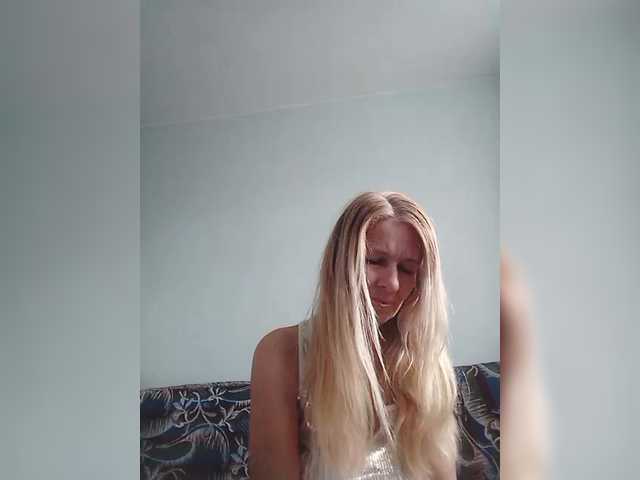 victoria71's BongaCams show and profile