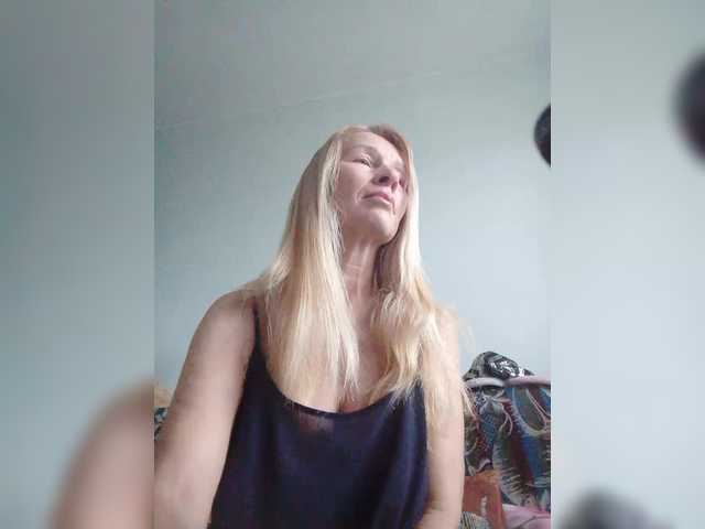 victoria71's BongaCams show and profile