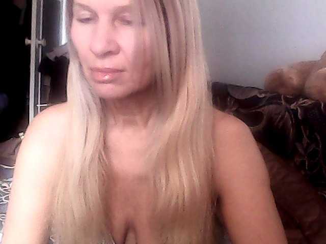 victoria71's BongaCams show and profile