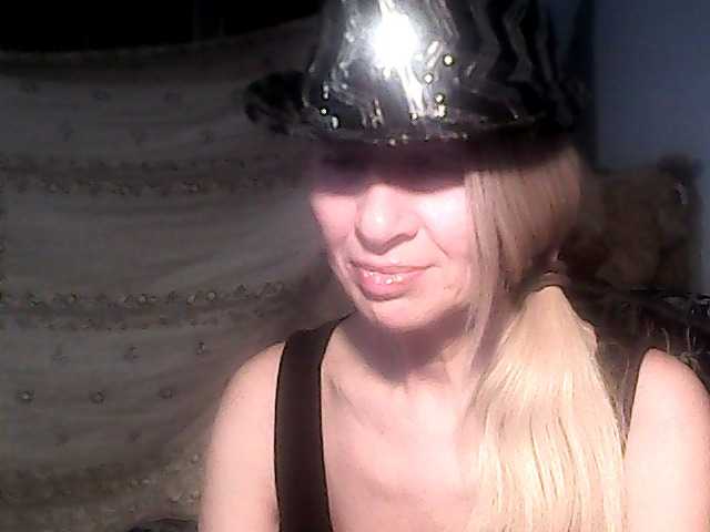 victoria71's BongaCams show and profile