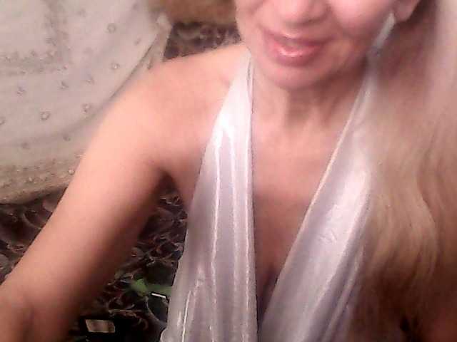 victoria71's BongaCams show and profile