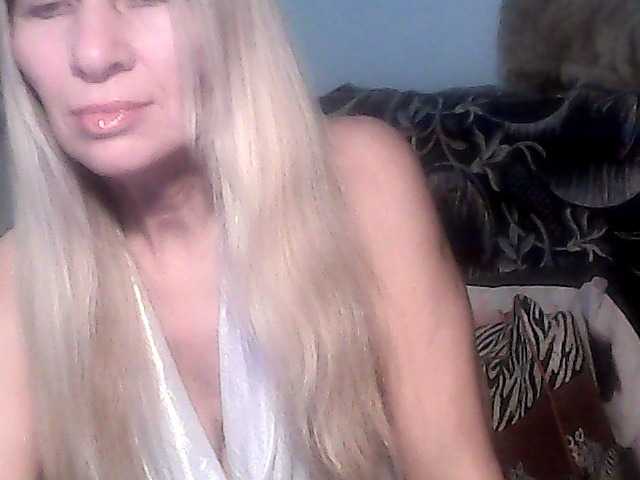 victoria71's BongaCams show and profile