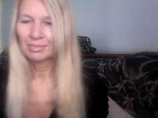 victoria71 Live Webcam on BongaCams