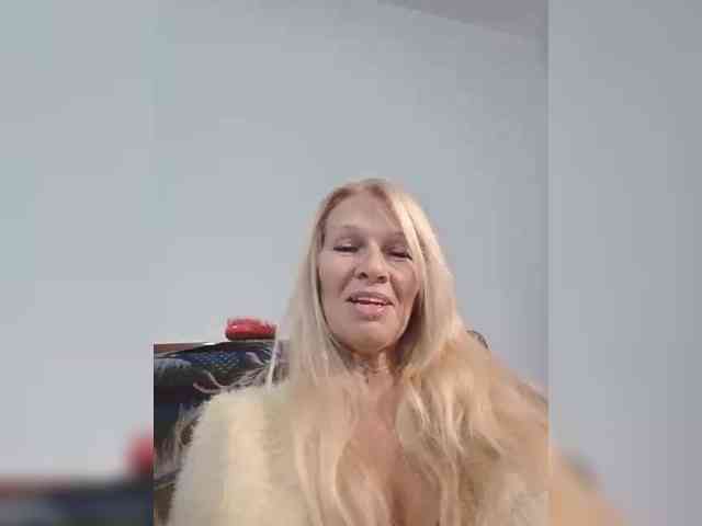 victoria71 Live Webcam on BongaCams