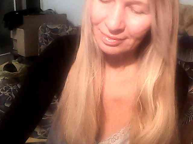 victoria71 Live Webcam on BongaCams