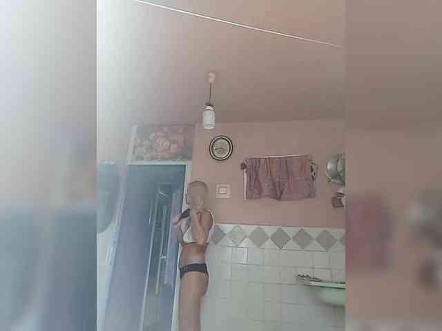 hidden webcam Victoria71