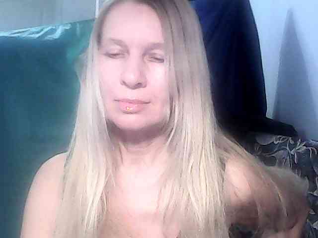 victoria71 Live Webcam on BongaCams