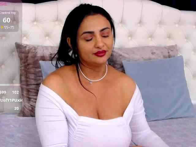 ScarletBarnes webcam