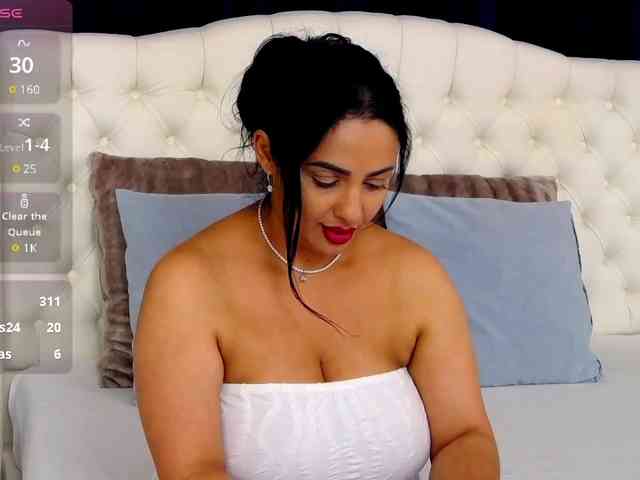 ScarletBarnes webcam