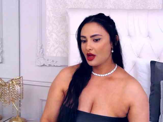 ScarletBarnes webcam