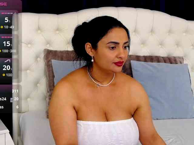 ScarletBarnes webcam
