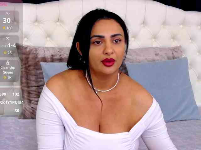 ScarletBarnes webcam