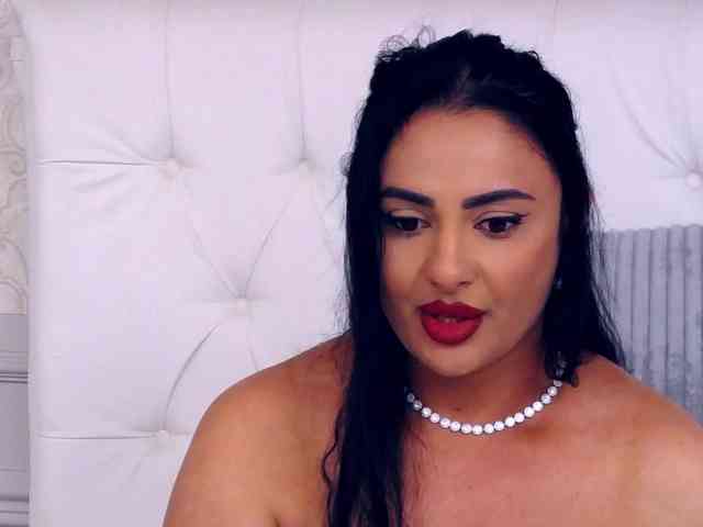 ScarletBarnes webcam