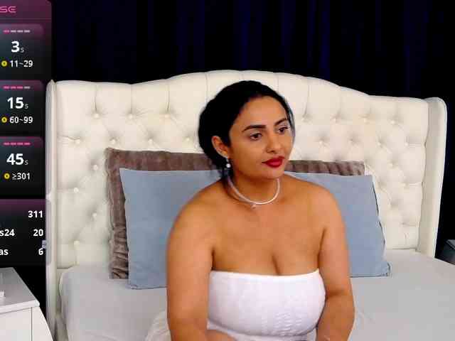ScarletBarnes webcam