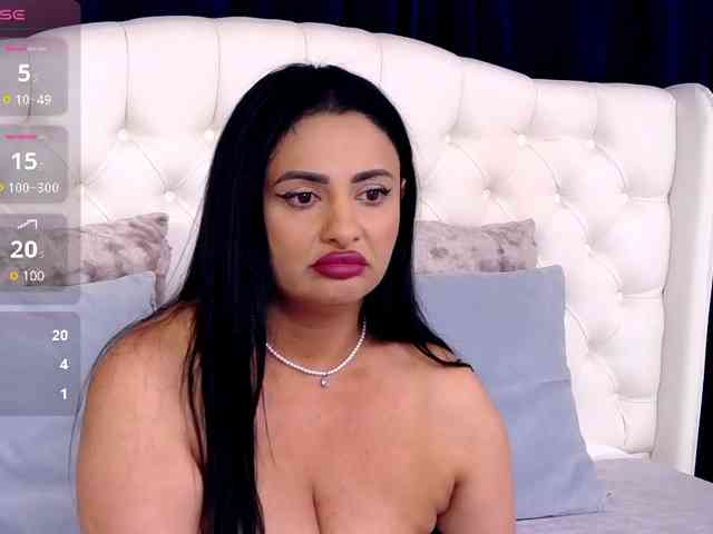 ScarletBarnes webcam