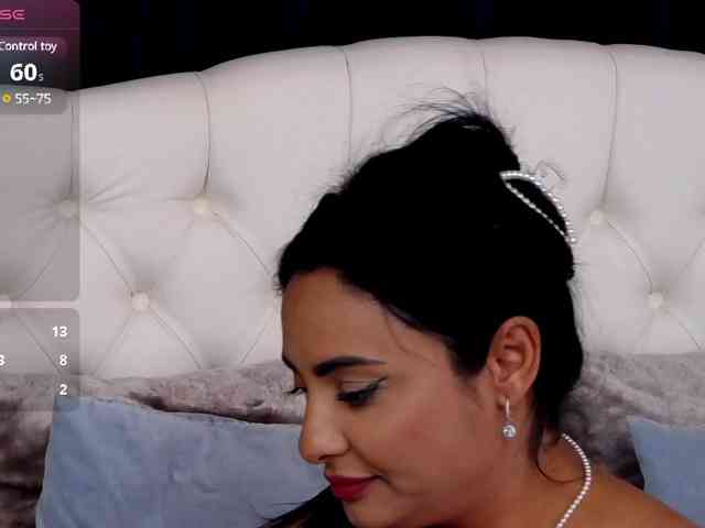 ScarletBarnes webcam