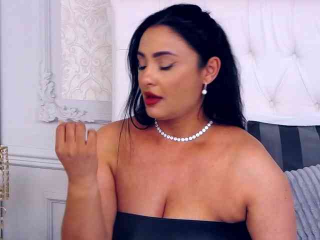 ScarletBarnes webcam