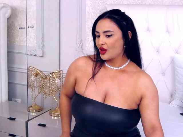 ScarletBarnes webcam