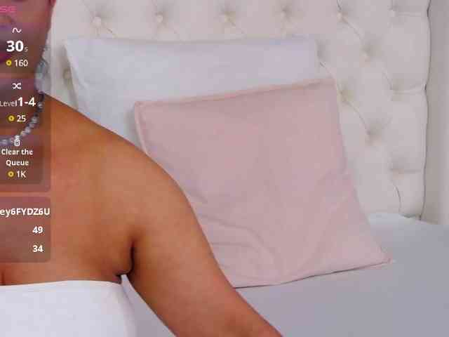 ScarletBarnes webcam