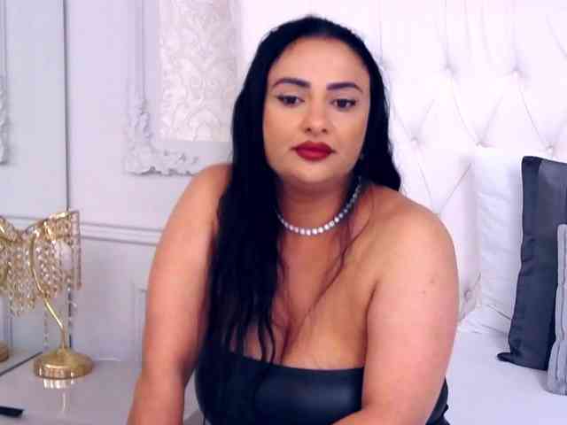 ScarletBarnes webcam