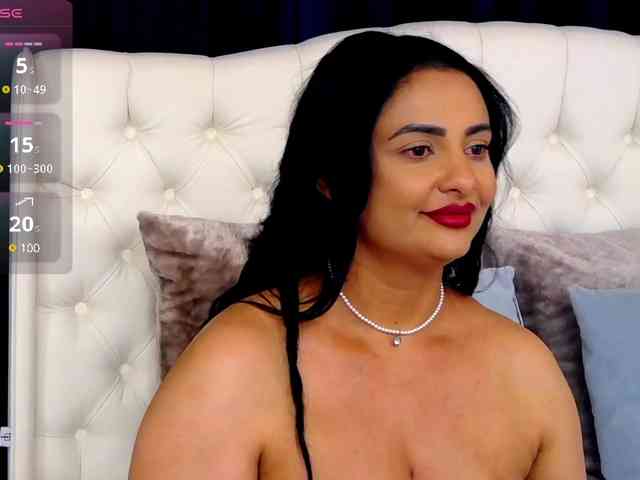 ScarletBarnes webcam
