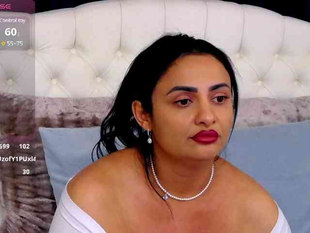 ScarletBarnes webcam