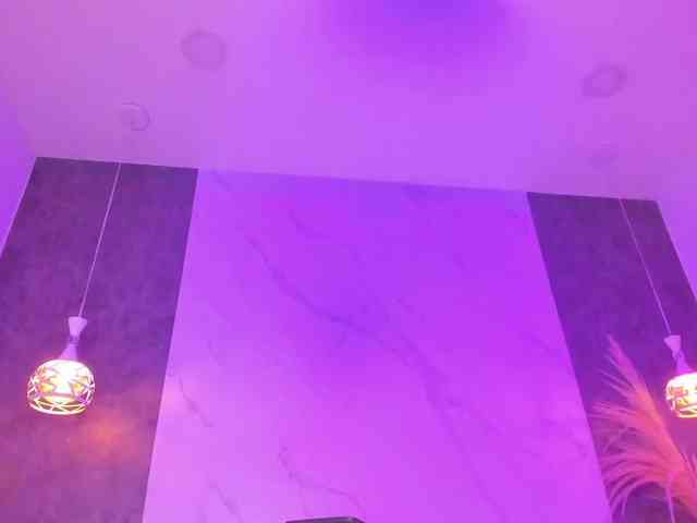 LanaaMatthews webcam