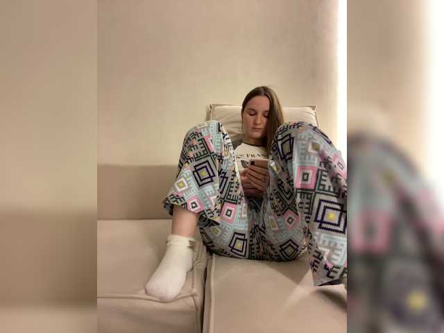 Annafirepussy's BongaCams show and profile