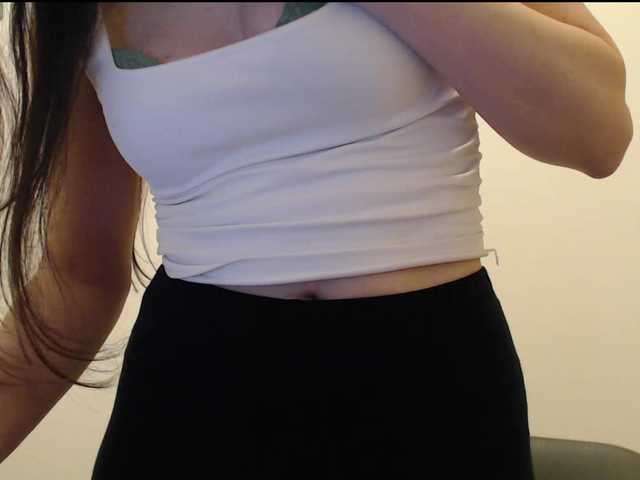 Hot-lina's BongaCams show and profile