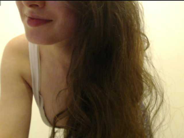 Hot-lina's BongaCams show and profile
