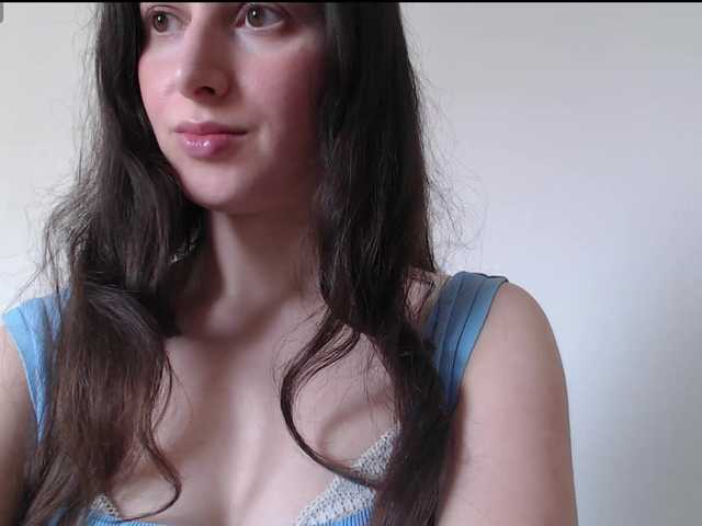 Hot-lina's BongaCams show and profile