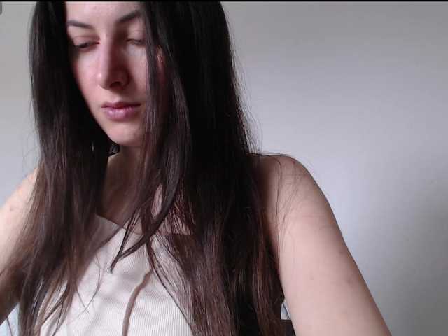 Hot-lina's BongaCams show and profile