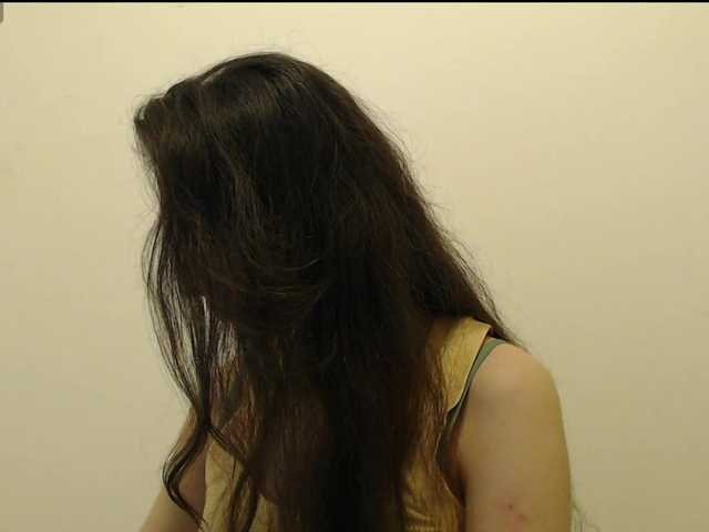 Hot-lina's BongaCams show and profile