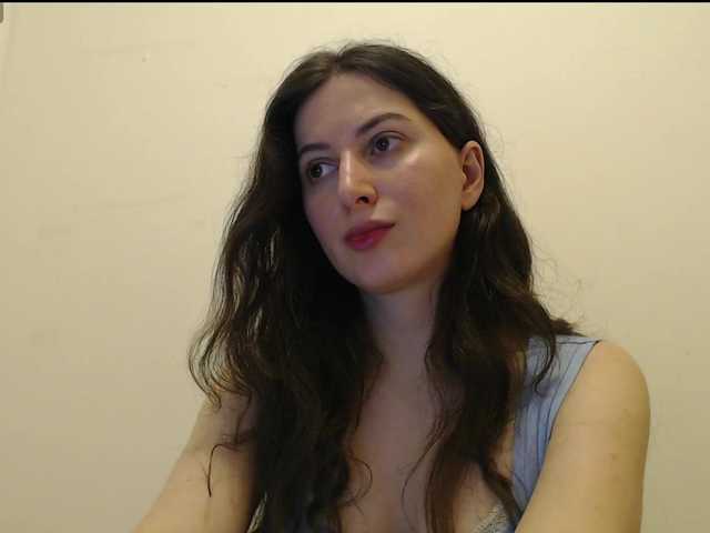 Hot-lina's BongaCams show and profile