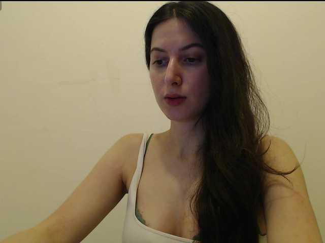 Hot-lina's BongaCams show and profile