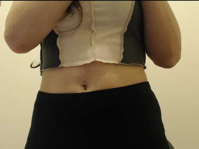 Hot-lina's BongaCams show and profile