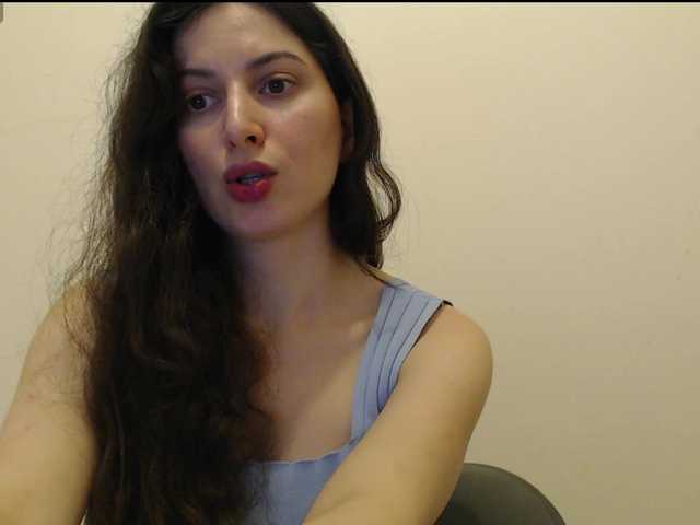 Hot-lina's BongaCams show and profile