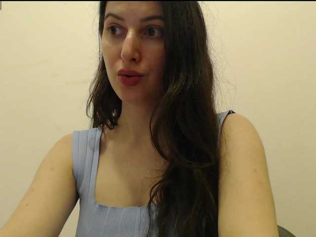 Hot-lina's BongaCams show and profile