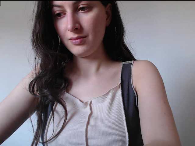 Hot-lina's BongaCams show and profile