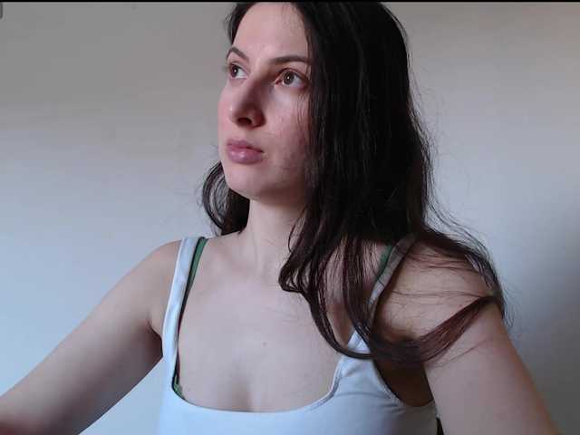 Hot-lina's BongaCams show and profile